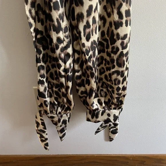 Lulus Women XL Leopard Print Satin Ankle Ties Jumpsuit - Picture 4 of 12